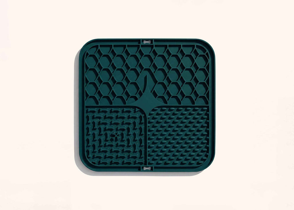 Pet lick mat